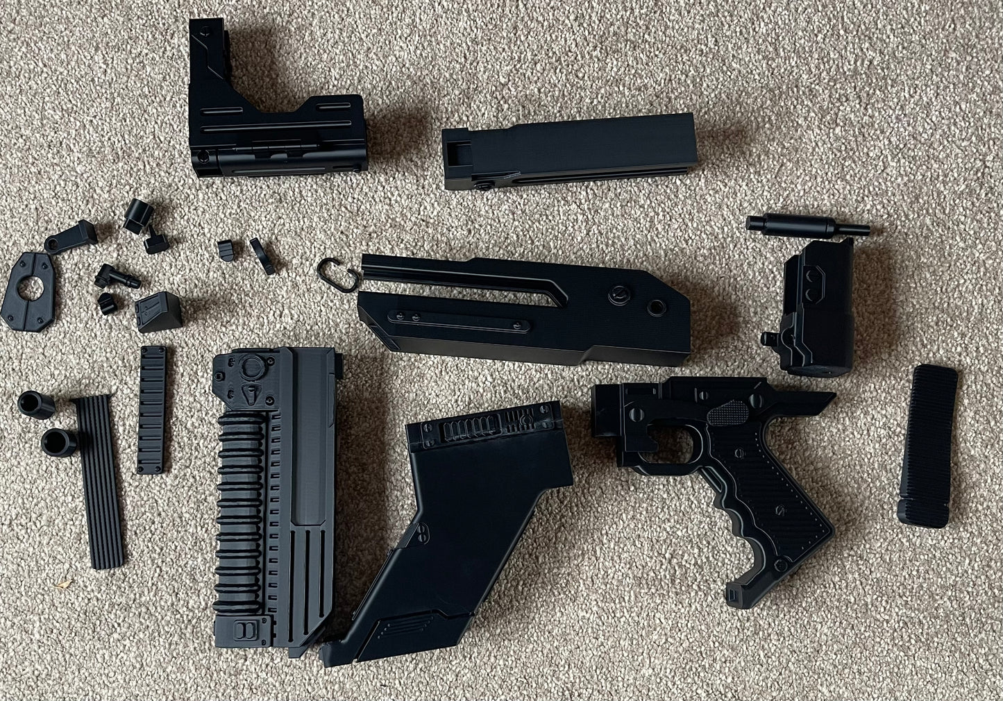 F44 Pulse Rifle - Alien Romulus - 3D printed Cosplay / Prop