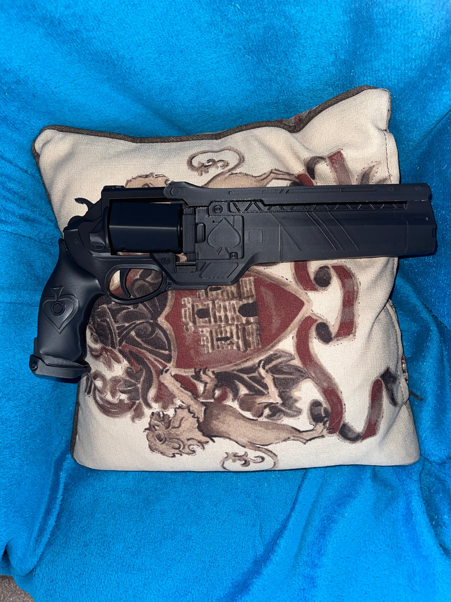 The ace of spades - Destiny Hand Cannon - prop/fake Weapon - DIY Build