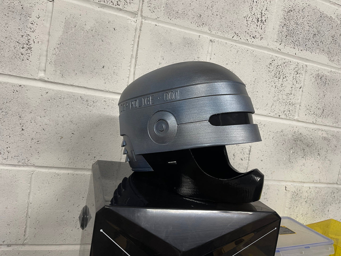 Robocop Helmet - 3D printed kit - Based on the 1987 Robocop helmet